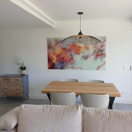 Logement Moderne Avec Jacuzzi, Piscine Chauffee Et Salle De Sport Holiday home