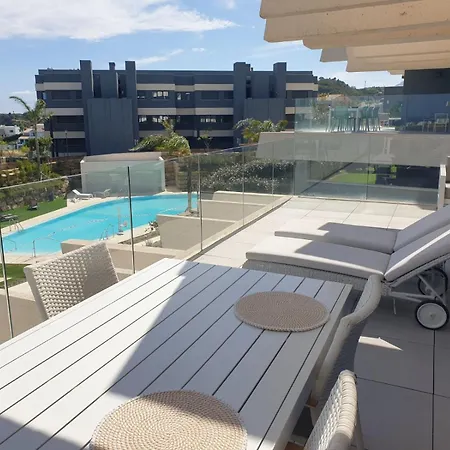 Logement Moderne Avec Jacuzzi, Piscine Chauffee Et Salle De Sport Holiday home Estepona