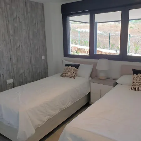 Holiday home Logement Moderne Avec Jacuzzi, Piscine Chauffee Et Salle De Sport Estepona