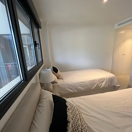 Logement Moderne Avec Jacuzzi, Piscine Chauffee Et Salle De Sport Holiday home *