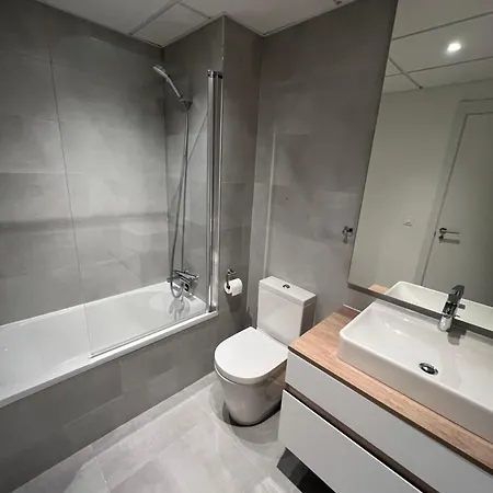 Сasa de vacaciones Logement Moderne Avec Jacuzzi, Piscine Chauffee Et Salle De Sport