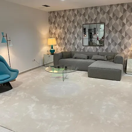 Сasa de vacaciones Logement Moderne Avec Jacuzzi, Piscine Chauffee Et Salle De Sport *